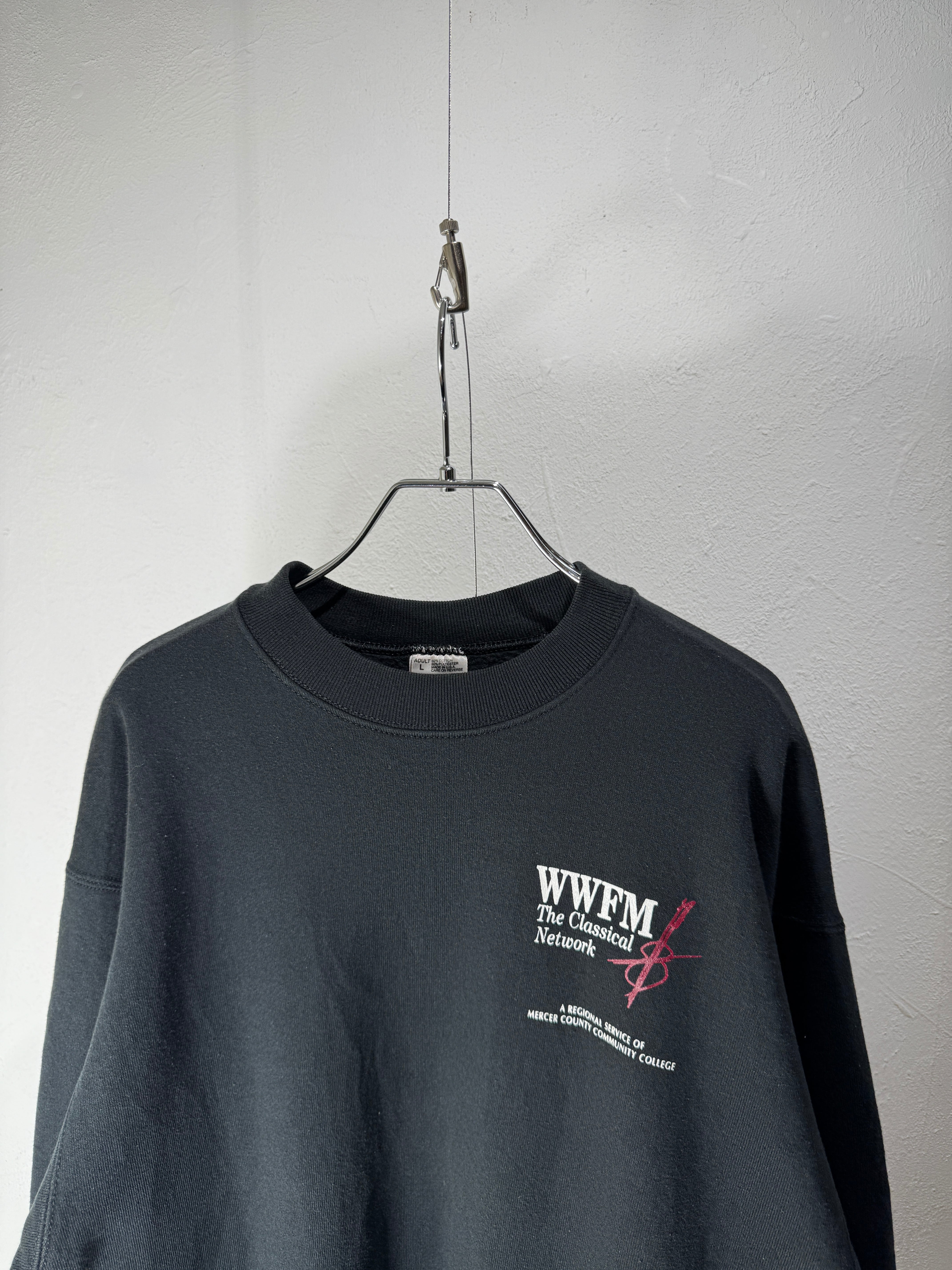 90’s USA Made “WWFM The Classical Network” Sweatshirt