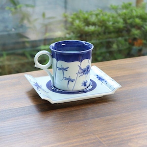 【アウトレット】有田焼　コーヒー碗皿　とんぼ 3-027