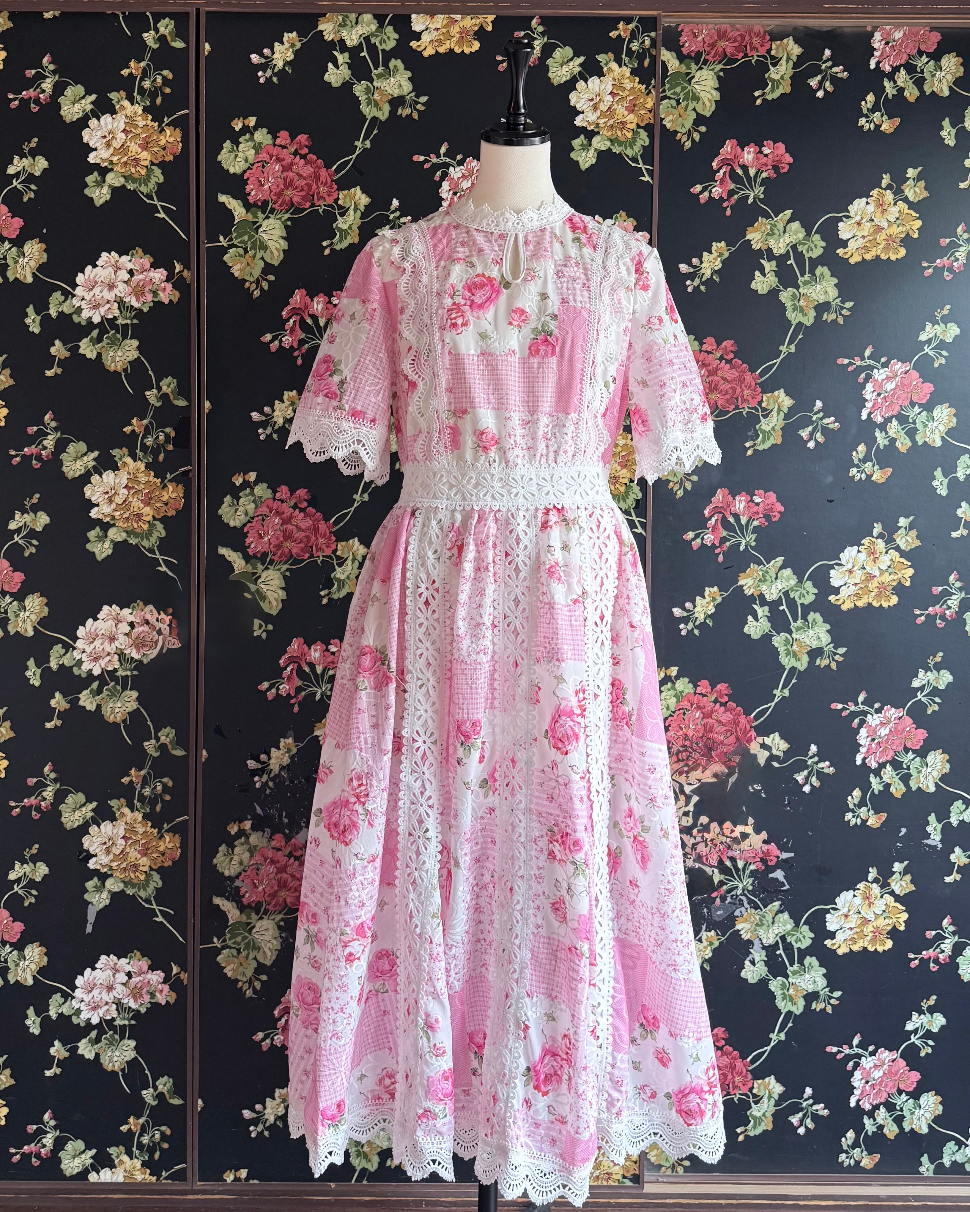 wild lily ワイルドリリー フラワー プリーツ ワンピース ハート 完売 代官山インポートワンピースのセレクトショップ Wild Lily（ワイルド