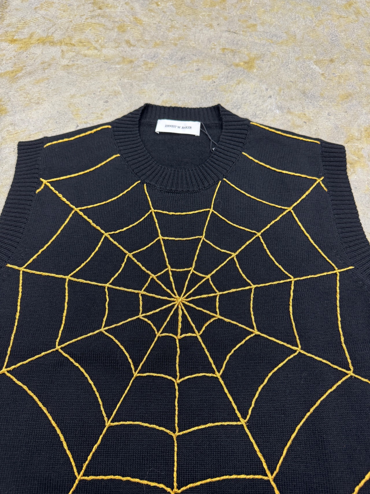 ERNEST W. BAKER | SPIDER WEB VEST | BLACK | HOWDAY