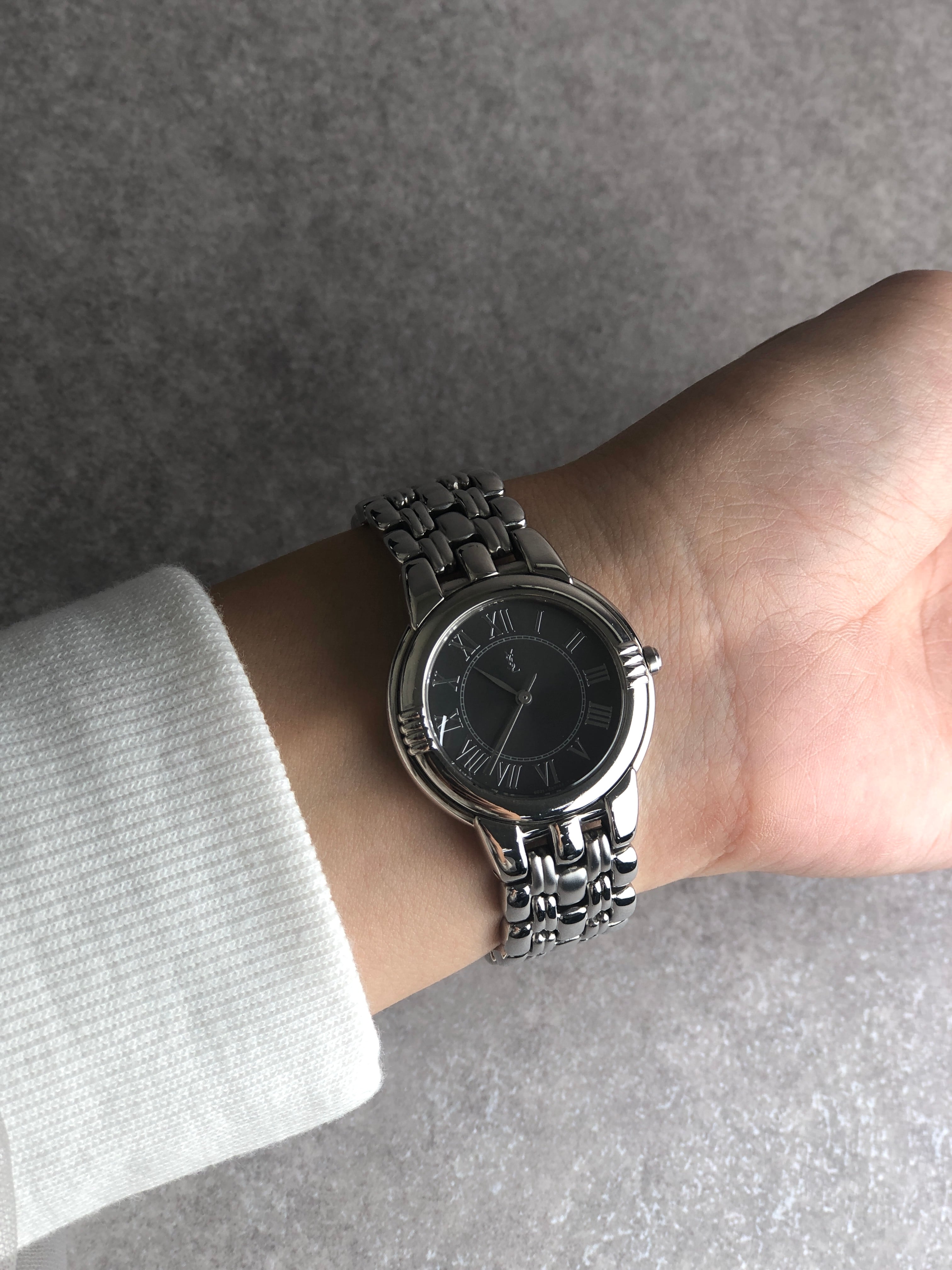 Yves Saint Laurent イヴ・サンローラン 腕時計 シルバー YSL ステンレススチール クウォーツ vintage ヴィンテージ オールド zhgbeb
