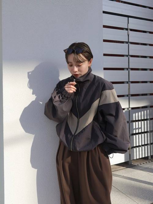 新品タグ付 anuke アンヌーク Nylon Track Blouzon ànuke online store（アンヌーク） / Nylon Track BlouzonNylon Track