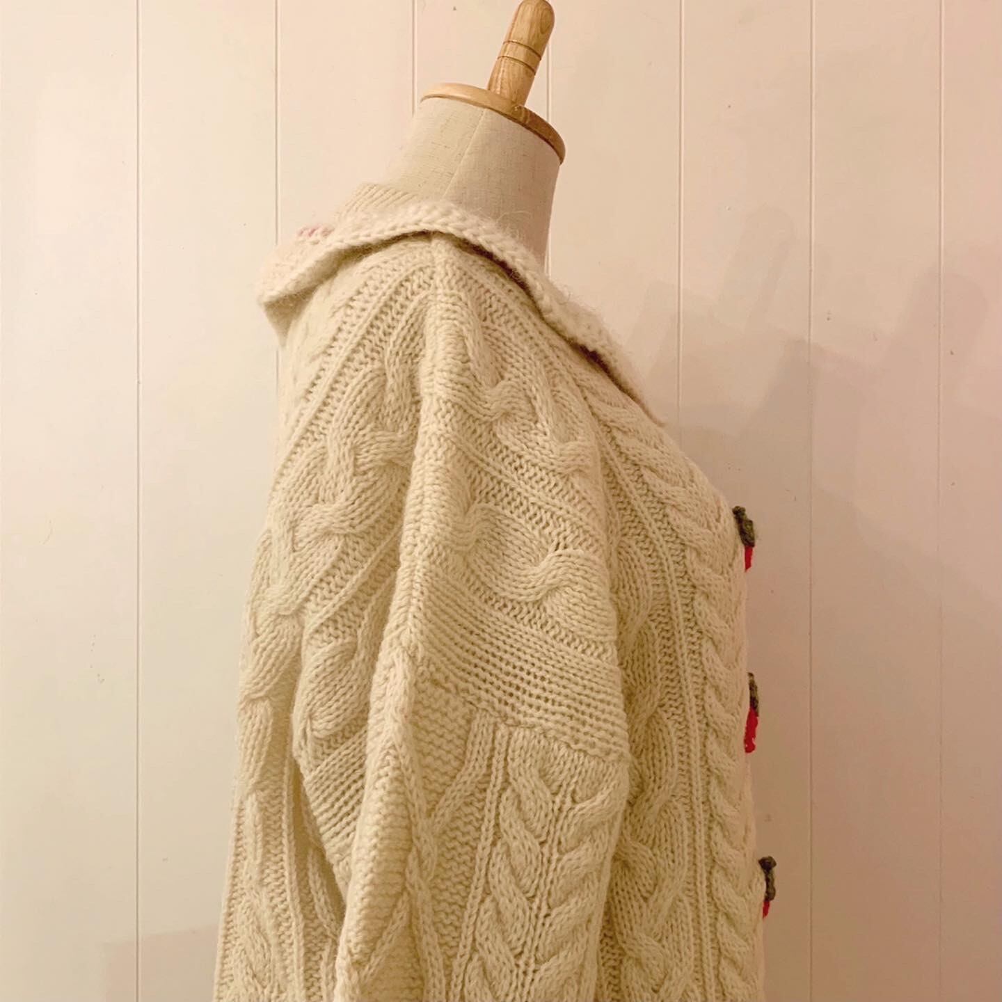 remake : strawberry cake aran sweater