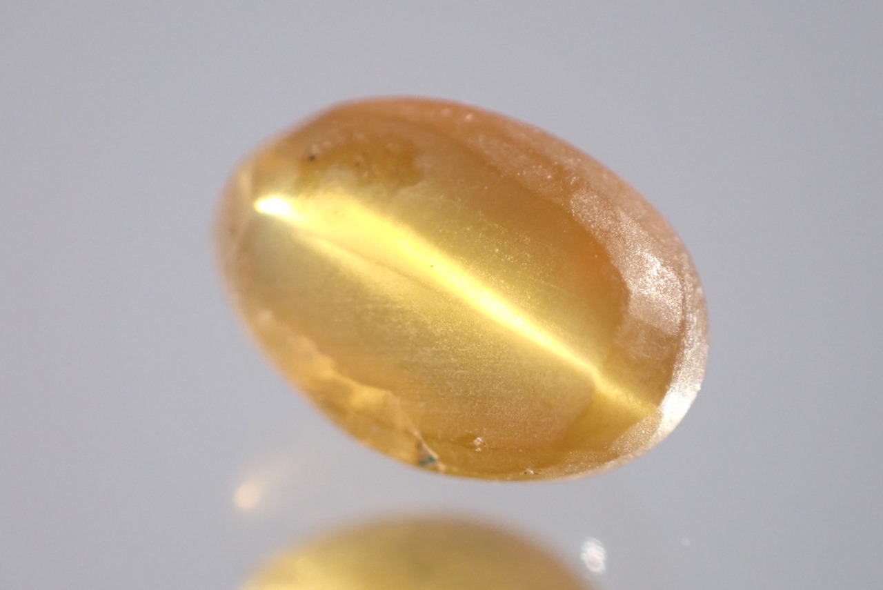 アパタイトキャッツアイ　1.58ct　[C4‐382]
