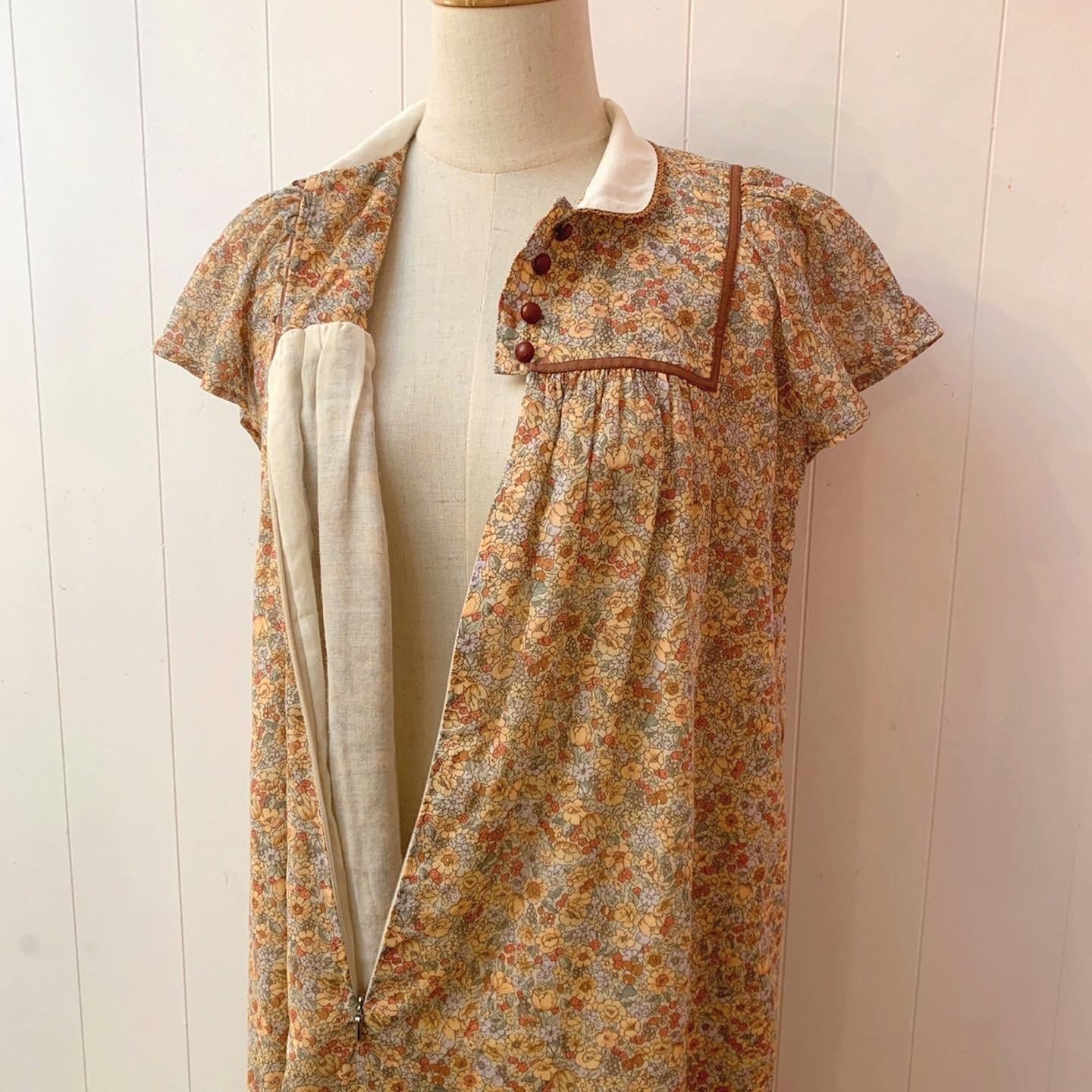 warm flower piping flare one-piece