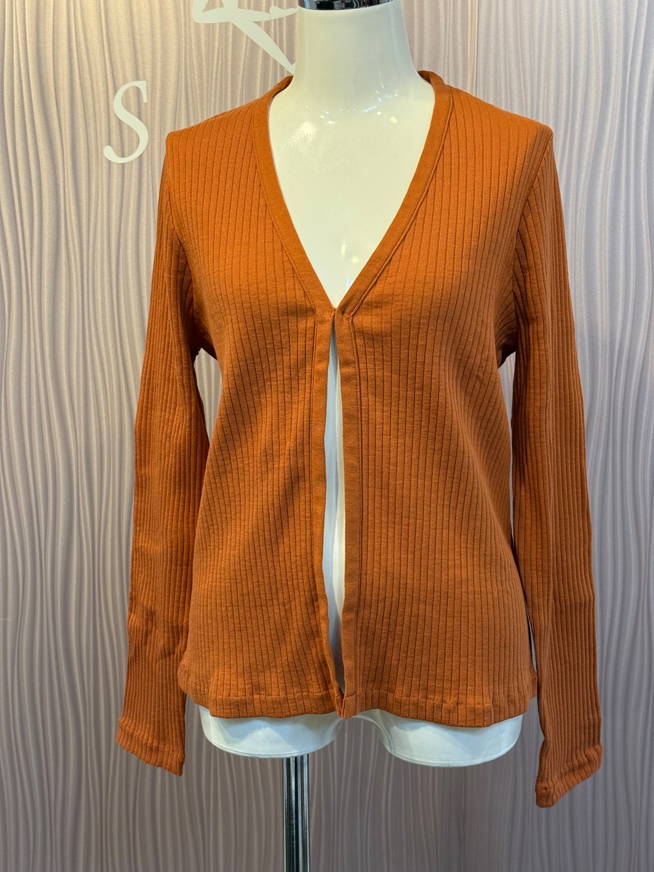 オスカリート　コットン長袖カーディガン　SPEZIA３サイズ