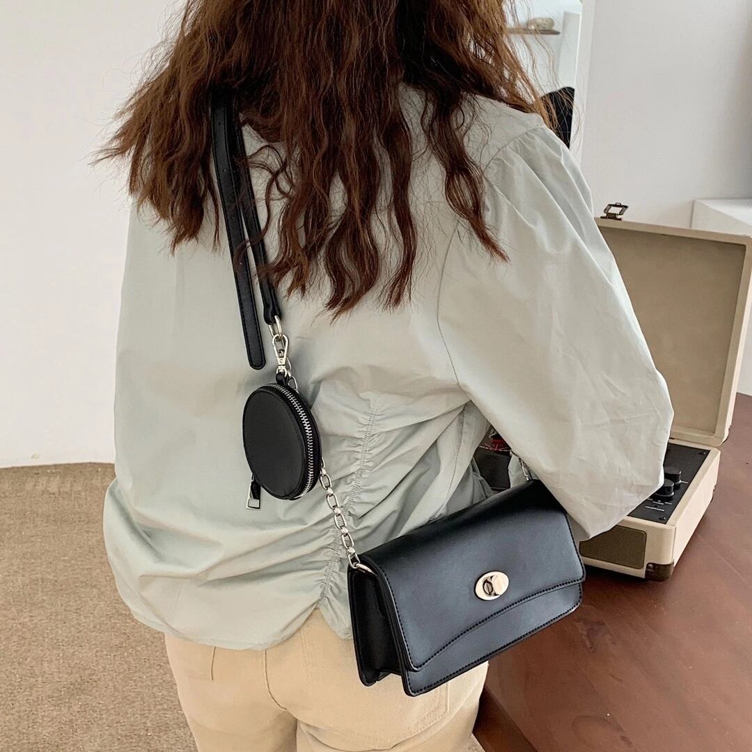 ポーチ付き　スクエアショルダーバッグ　AS75-9953