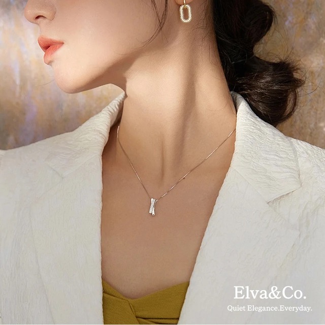 Vertical Jewel Necklace（バーティカルジュエルネックレス）
