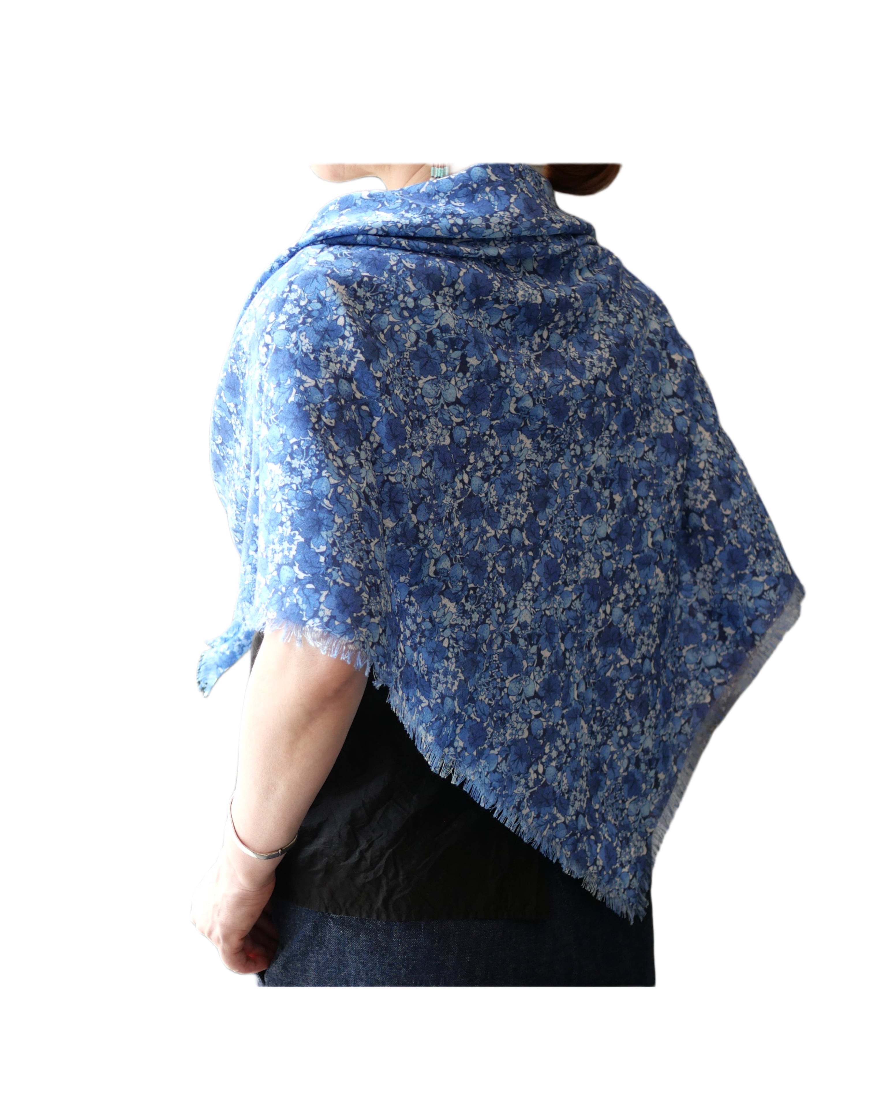 R&D.M.Co- no.8109b TYPEWRITER WILD BERRY FLORAL GAUZE SHAWL Blue