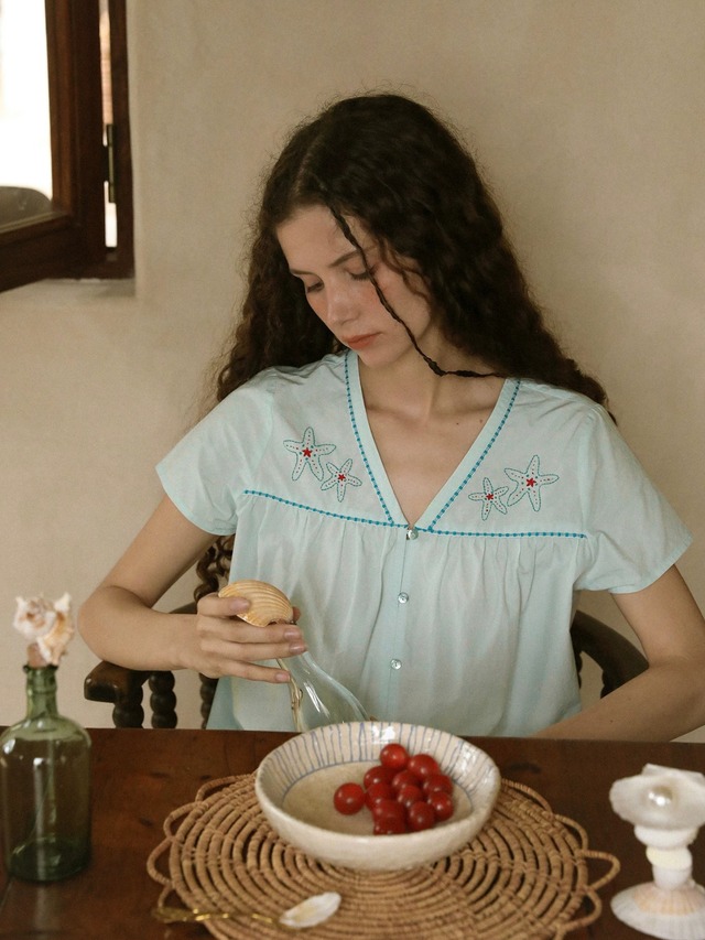 Étoile de Mer Embroidery Cotton Blouse F0752