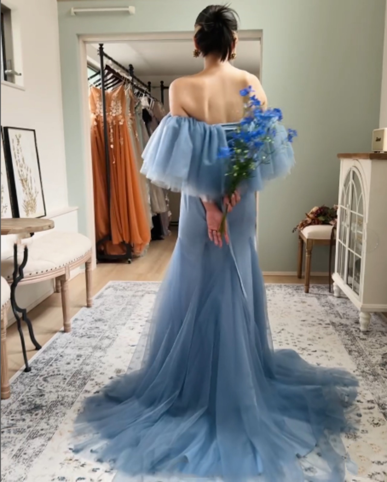 高品質！2色カラードレス 青 爽やかで優しいブルー マーメイドライン