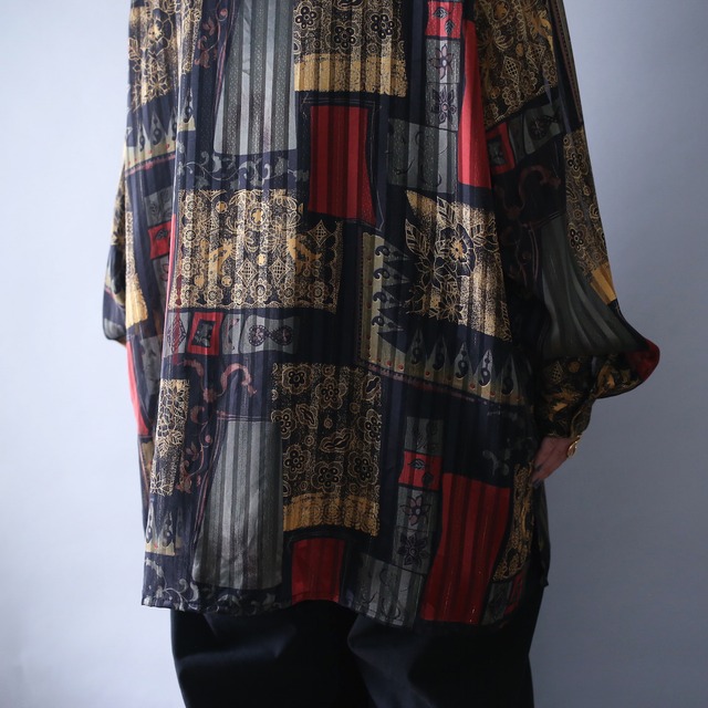 shadow stripe flower panel pattern over silhouette see-through shirt