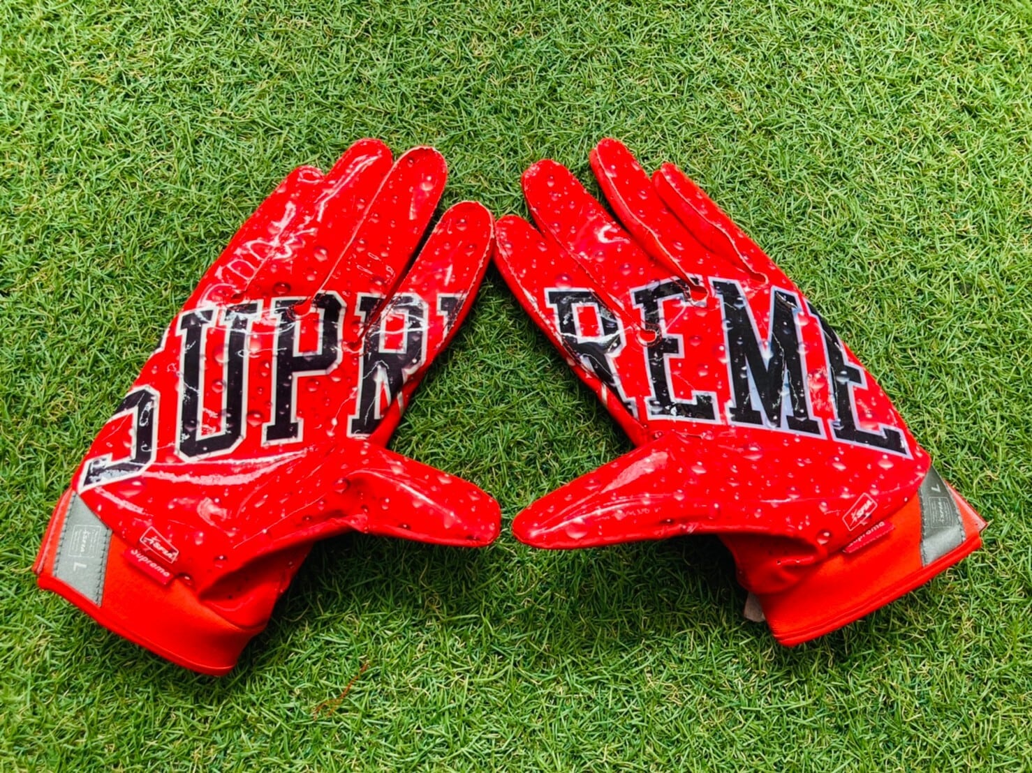 SUPREME × NIKE VAPOR JET 4.0 FOOTBALL GLOVES RED LARGE 29351 ...