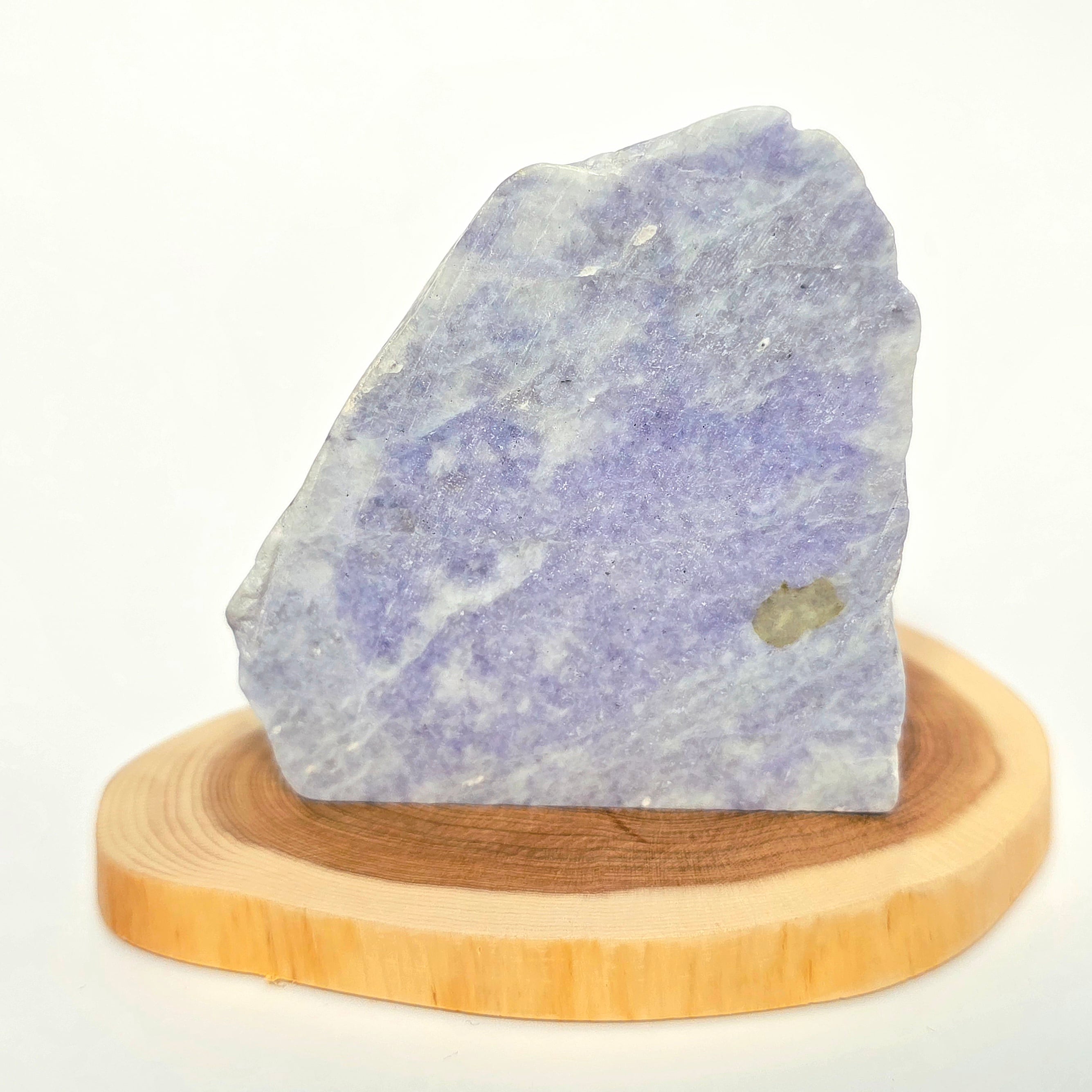 ☆翡翠原石☆糸魚川転石硬玉【横川・川ズレ青・化粧磨き2.3kg】 原石