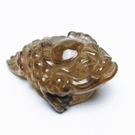 金針ルチル 金蟾 置物 手彫り 彫刻品 キンセン ルチルクォーツ 原石 一点物 144-68