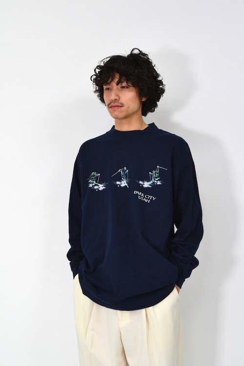 90s USA made "Ski" Printed long sleeve T-shirt