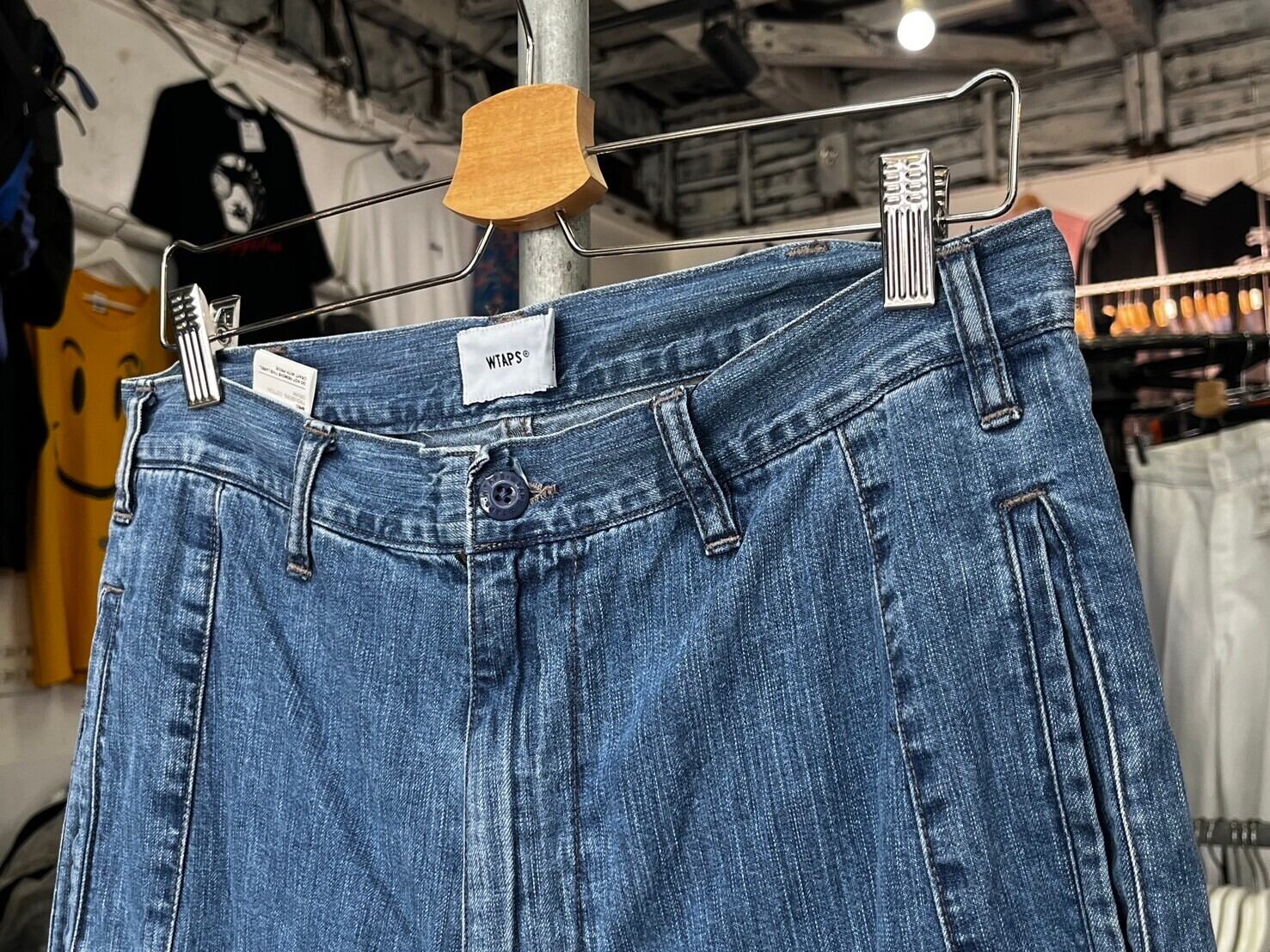 WTAPS BLUES TAPER TROUSERS COTTON. DENIM（WTAPS BLUES TAPER 