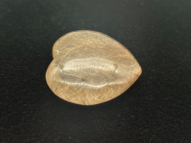 ハート型（シルバールチルクォーツ）