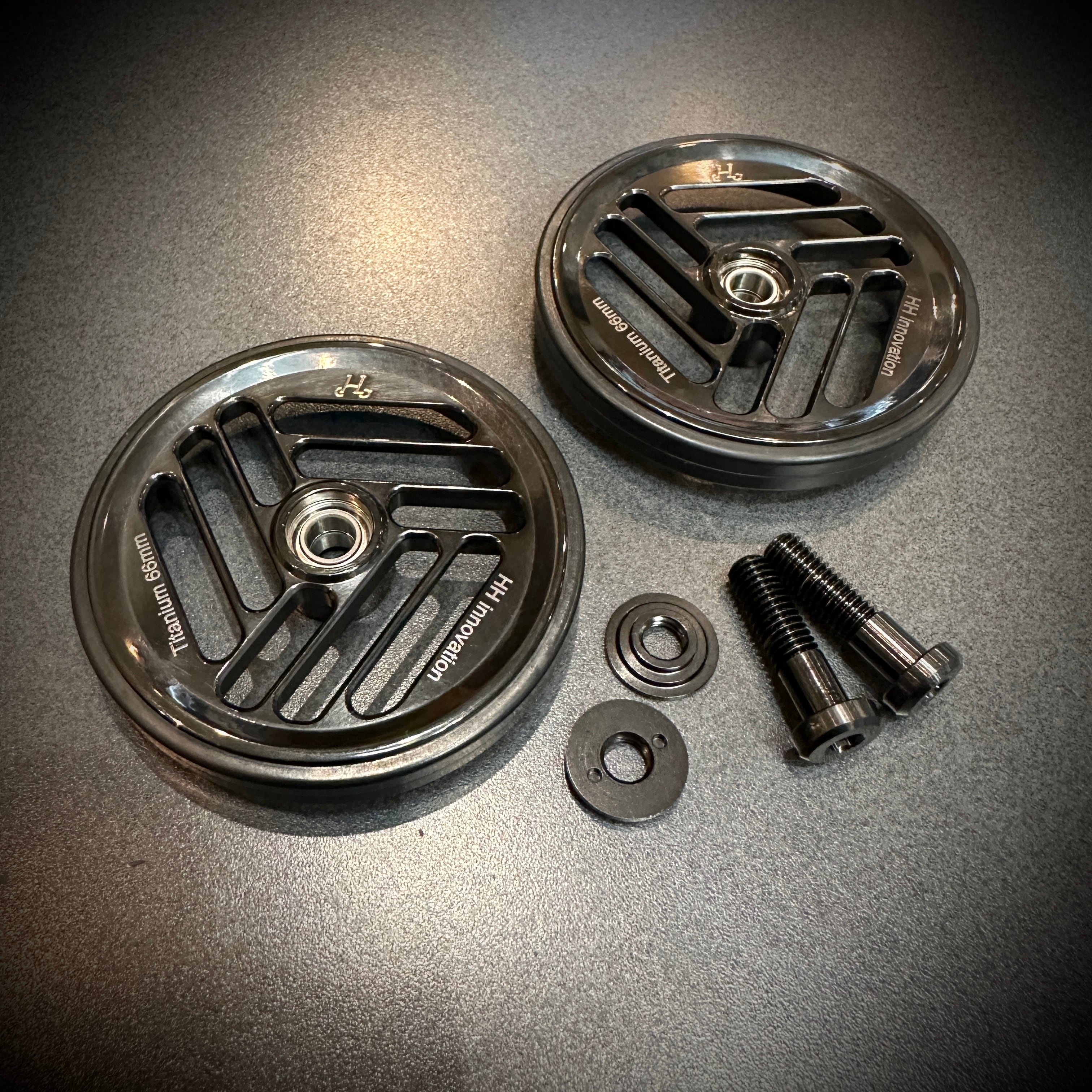 H&H EazyWheel Titanium(66㎜) | LORO ONLINE STORE H&H EazyWheel Titanium(66㎜) | LORO ONLINE STORE