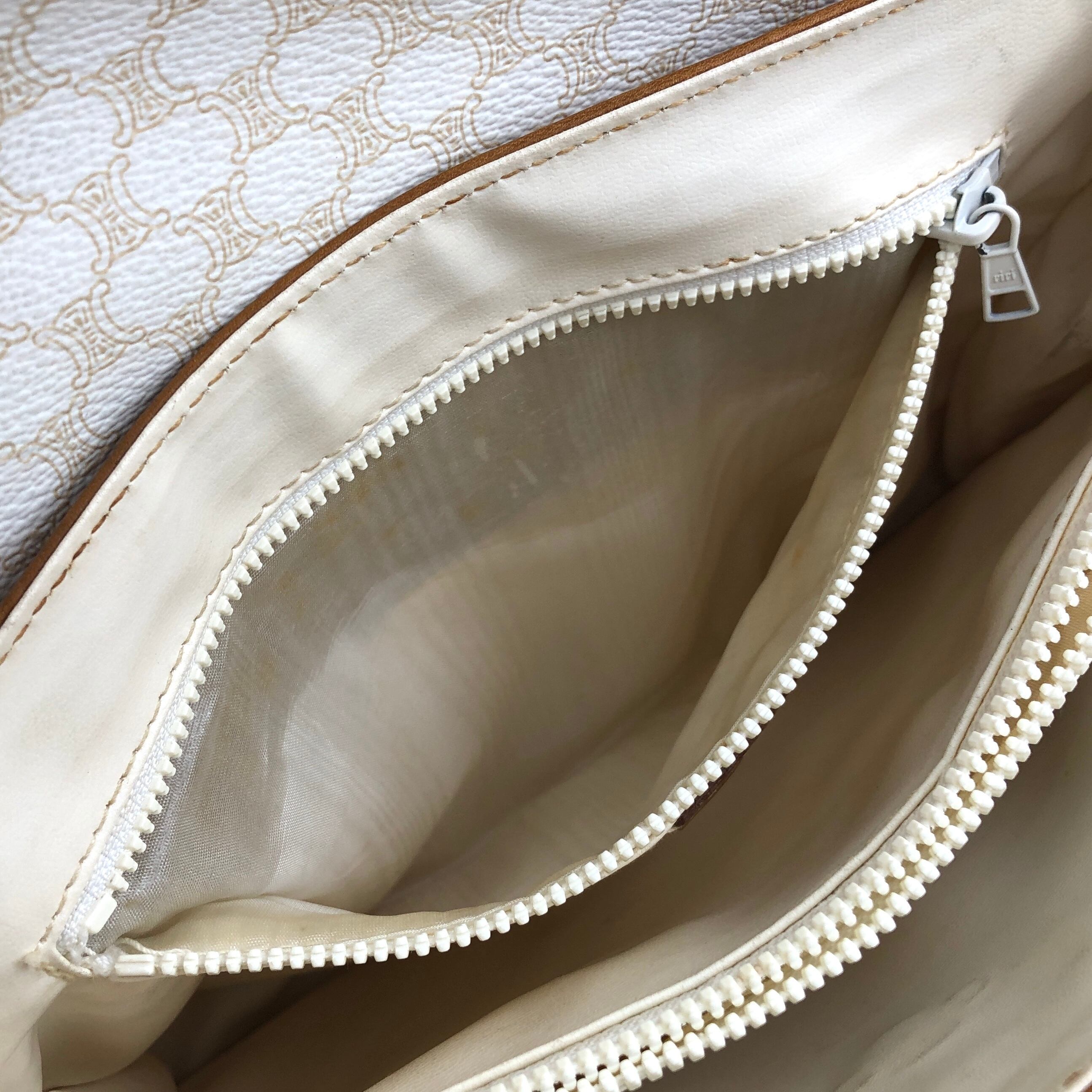 CELINE セリーヌ マカダム  ハンドバッグ ホワイト ブラゾン型押し PVC レザー  jebkgk CELINE セリーヌ マカダム ハンドバッグ ホワイト ブラゾン型押し PVC