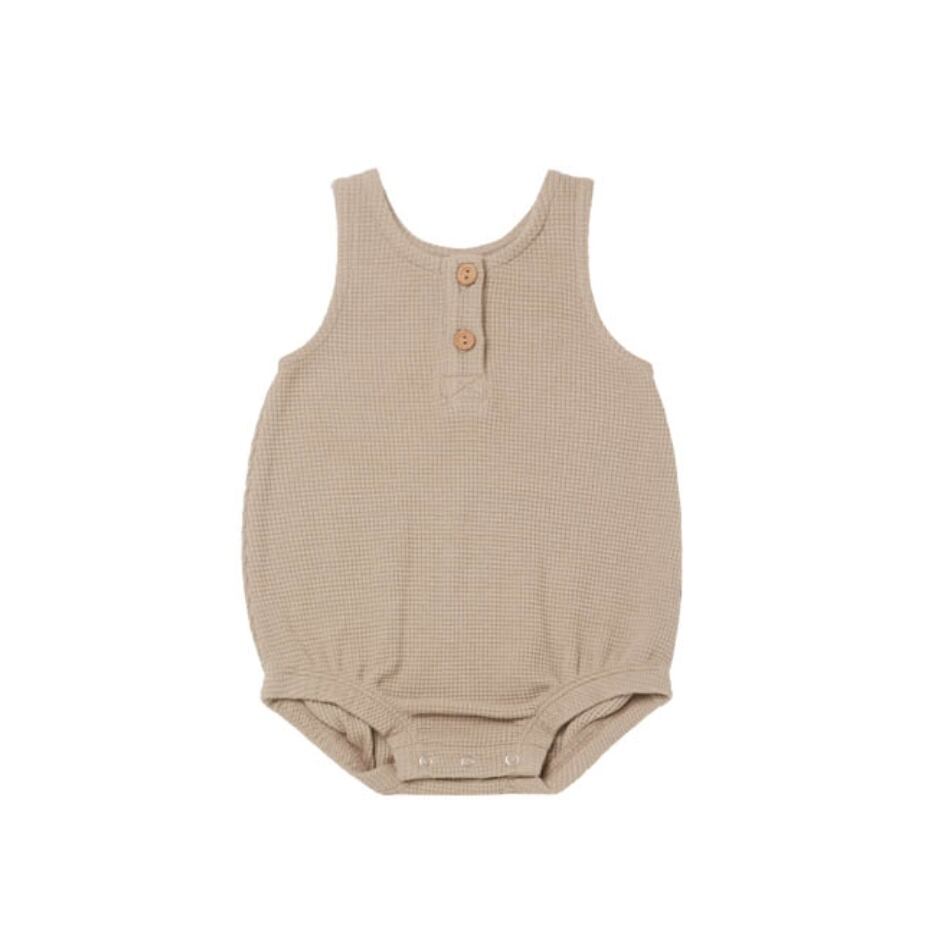 Quincy Mae - waffle sleeveless bubble / warm grey