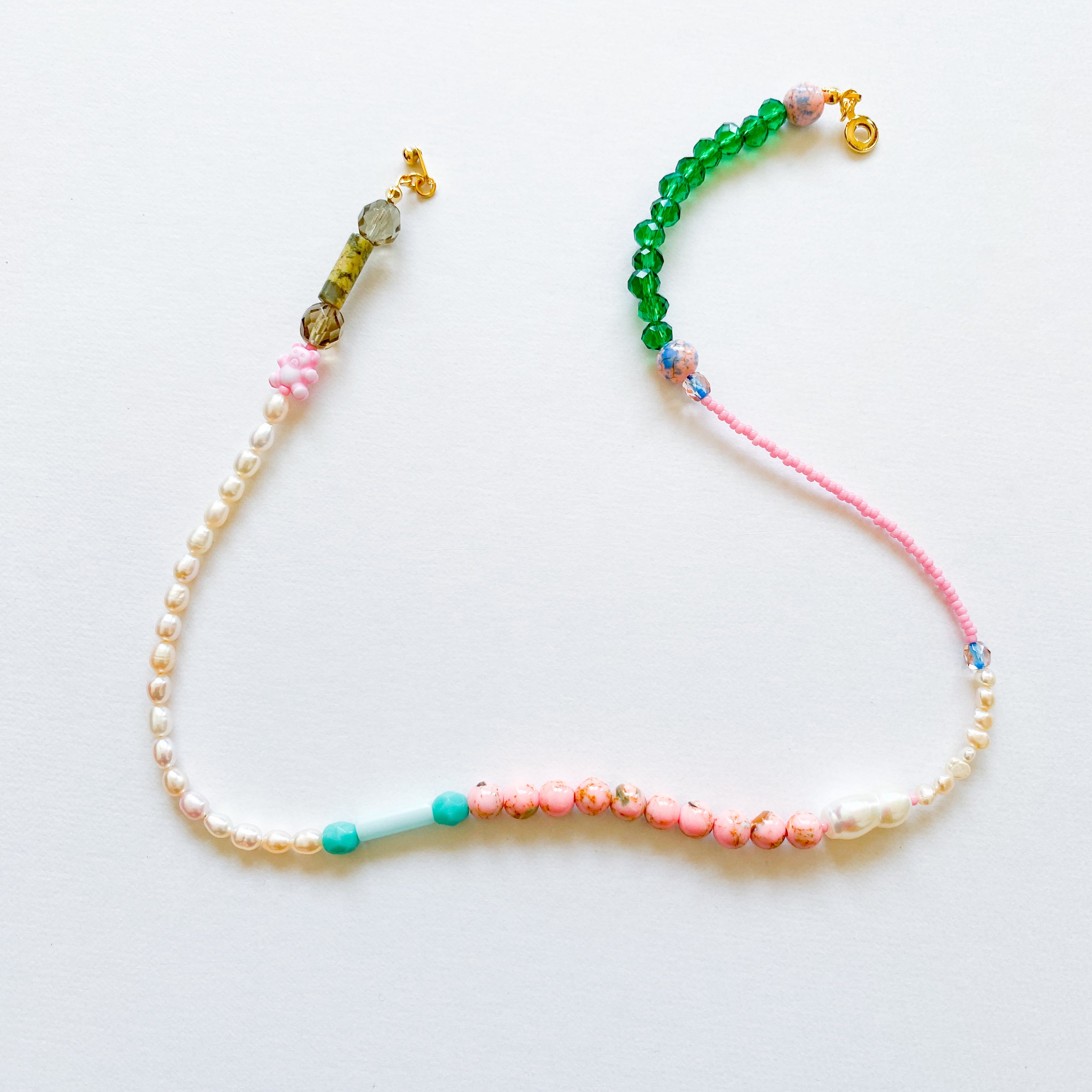 淡水パールとビーズのネックレス