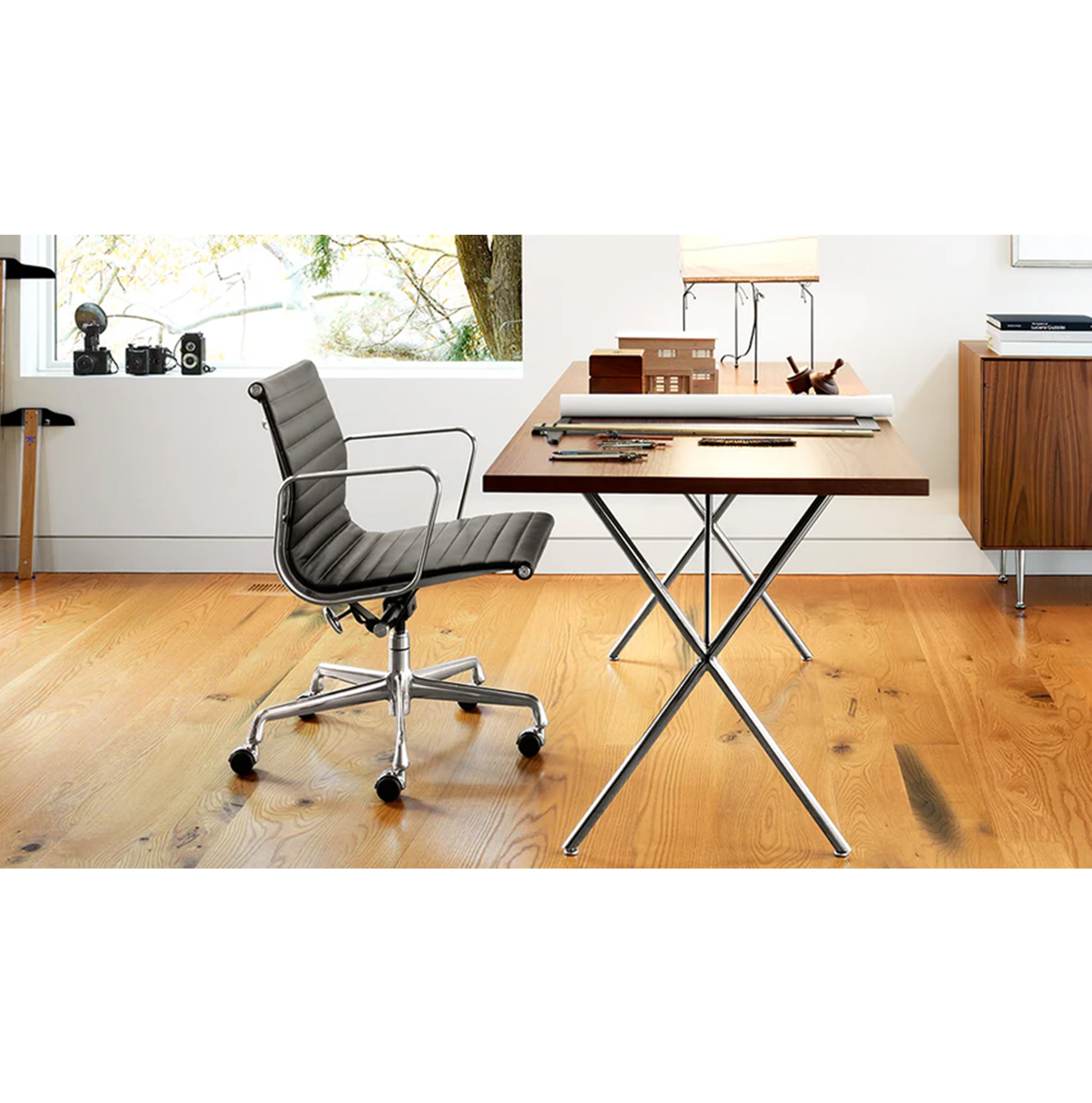 イームズアルミナムチェア Eames Aluminum Group Chair / Herman