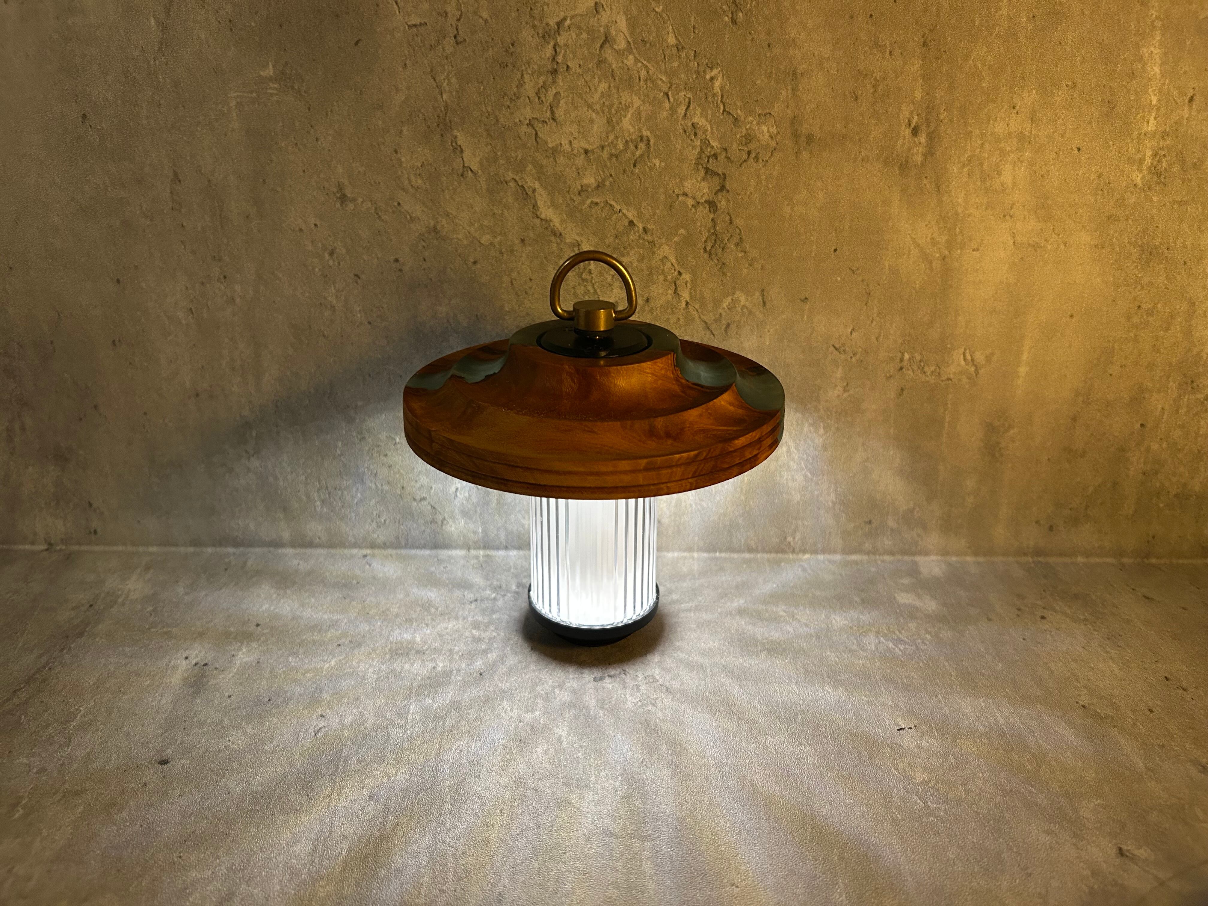 BASE WOOD DESIGN
