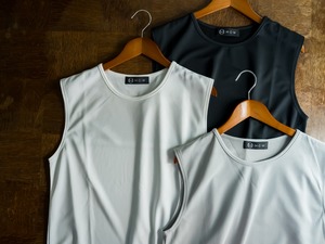 MCWオリジナル　ノースリーブTシャツ