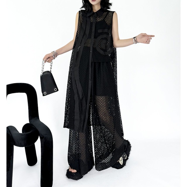 Mesh oversized  layered setup C1101