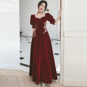 【送料無料】 ロングドレス  花柄  半袖  Aライン・フレア  エレガント系  きれいめ  体系カバー  ラウンドネック  ビジュー装飾  ランタンスリーブ  バルーン袖  ボリューム袖  フリル  大人可愛い  レディースファッション  バックファスナー  秋  結婚式・二次会