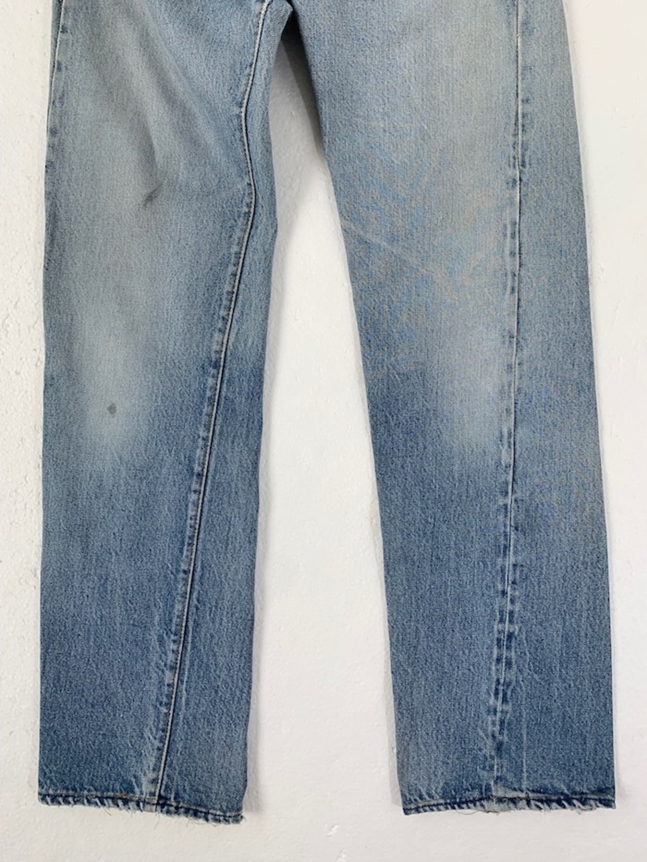 M-105    リーバイス Levis501古着 1981年赤耳 米国製刻524　W 65cm  股下 78cm