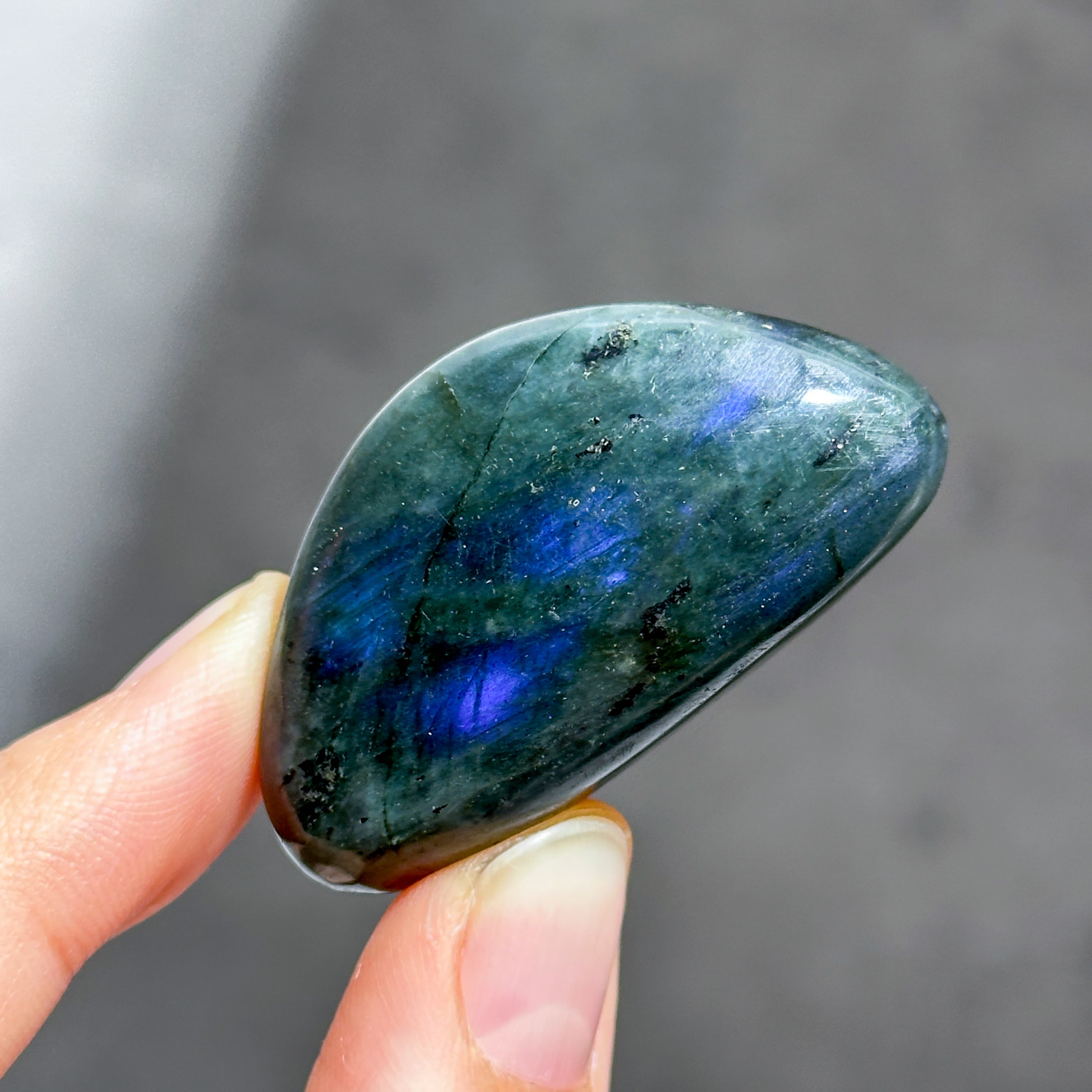 ラブラドライト タンブル83◇ Labradorite ◇天然石・鉱物