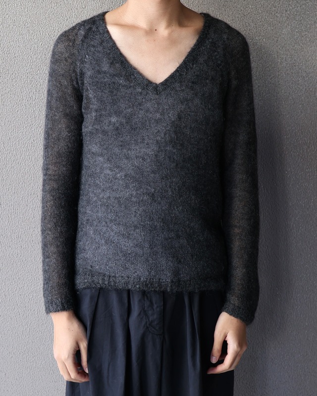 v neck sheer knit