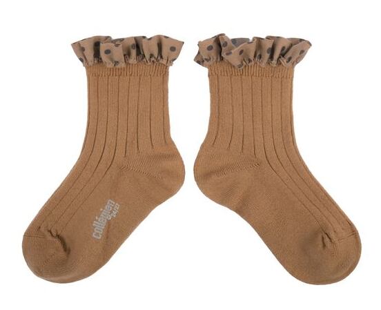 Collegien - Emilie - Polka Dots Ruffle Ankle Socks / Caramel au Beurre Salé