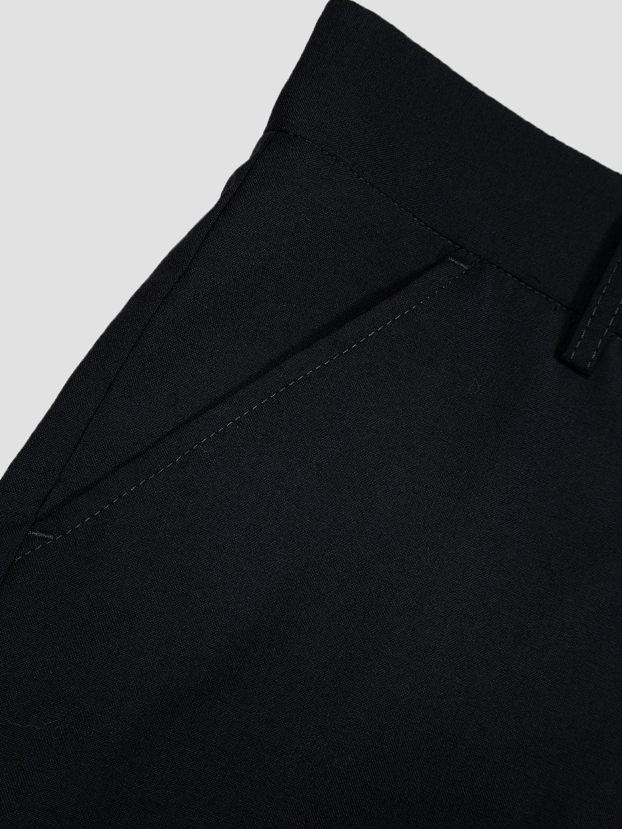 UNEEK BASEMNT - Discover independent style.