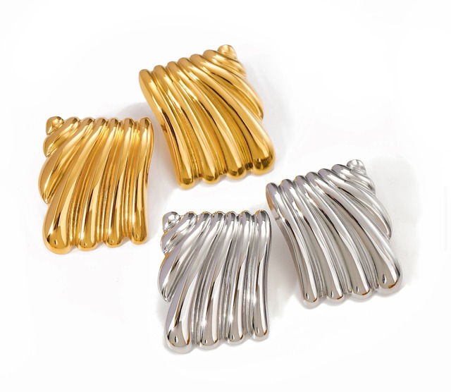 海外トレンド！Boho wing square pierce[GLD][SLV]ボーホーウイングスクエアピアス