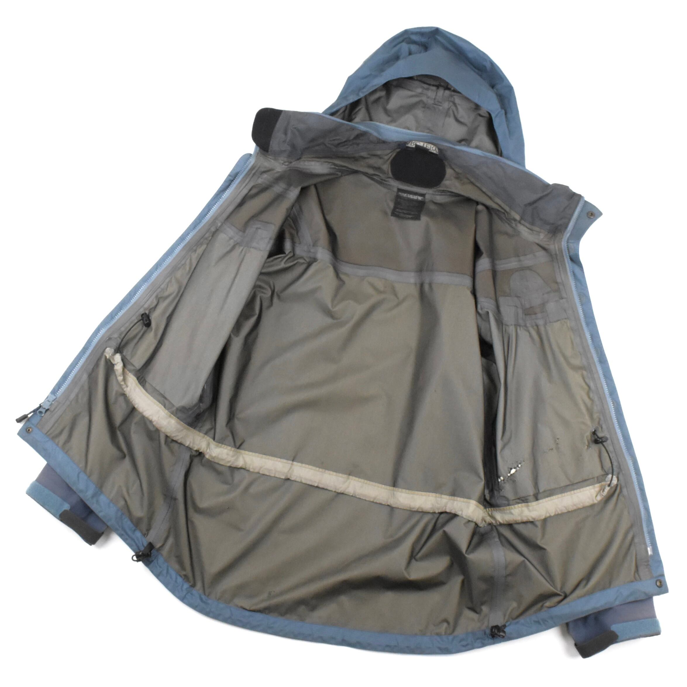 ARC'TERYX THETA LT JACKET ''SMOKE'' | PLAIRE
