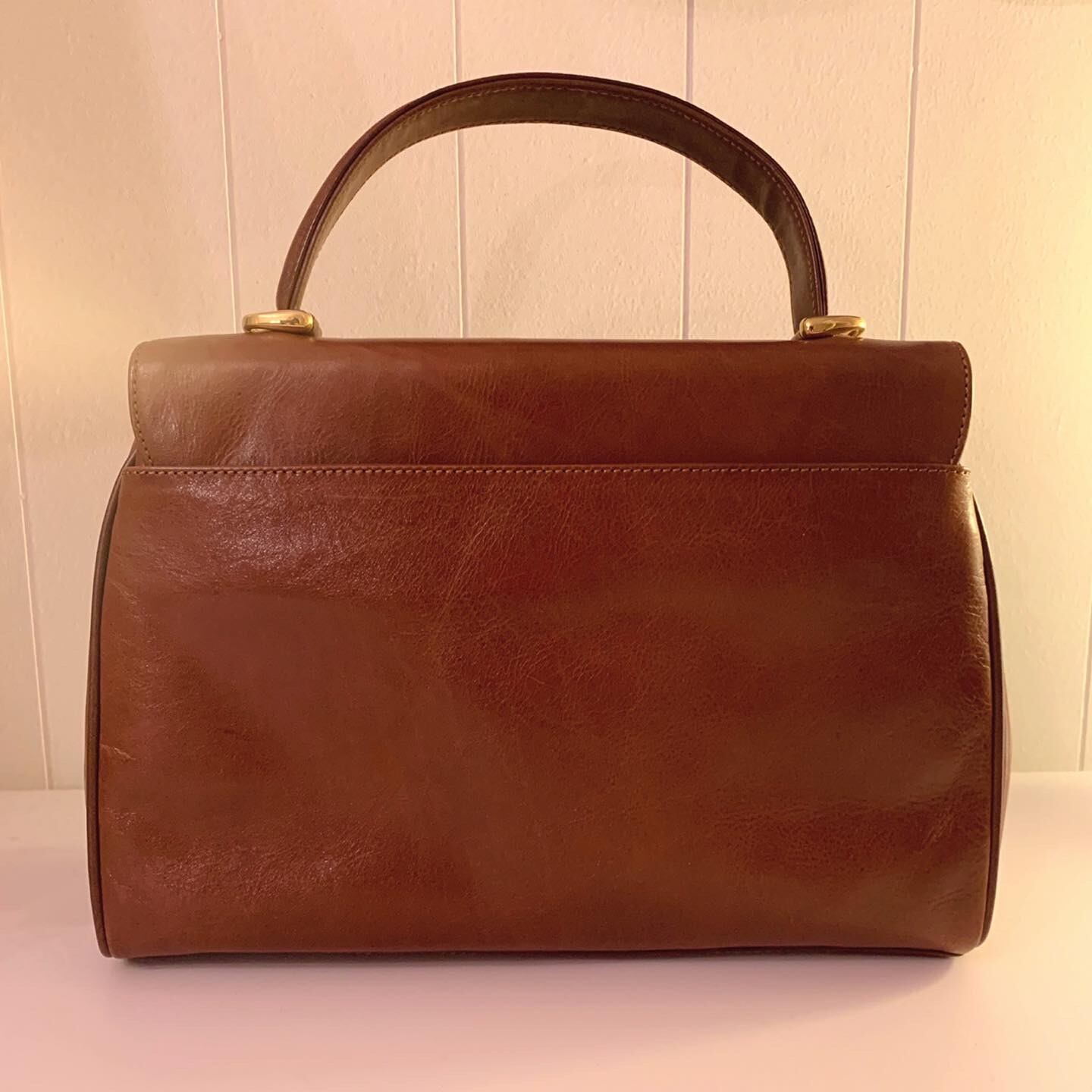 big belt brown leather hand bag