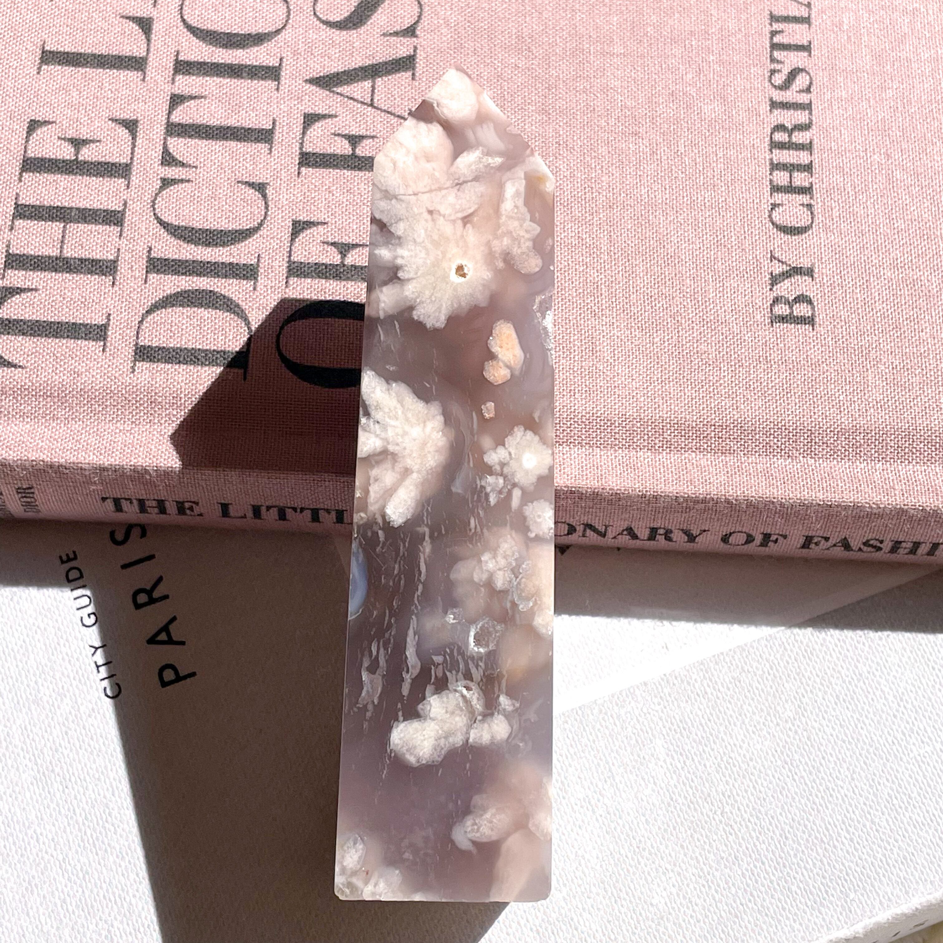 Black Flower Agate Point 2 ✧ ブラックフラワーアゲート (桜瑪瑙