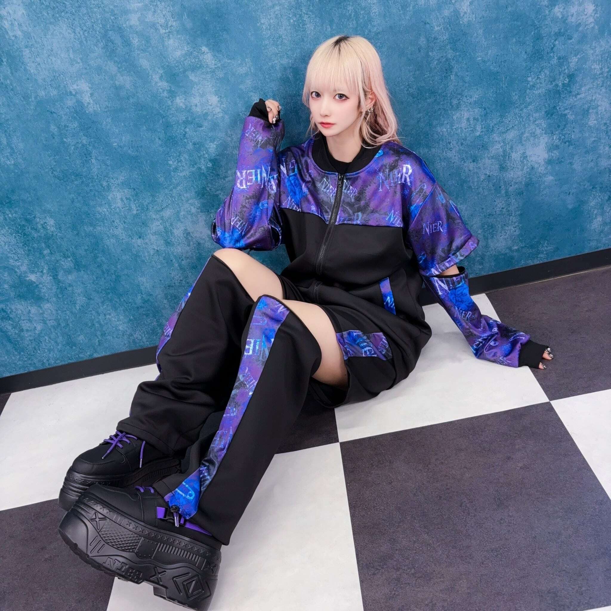 NieR 夏物ﾄｯﾌﾟｽｾｯﾄ FRONT ZIPタンクトップ | NIER CLOTHING