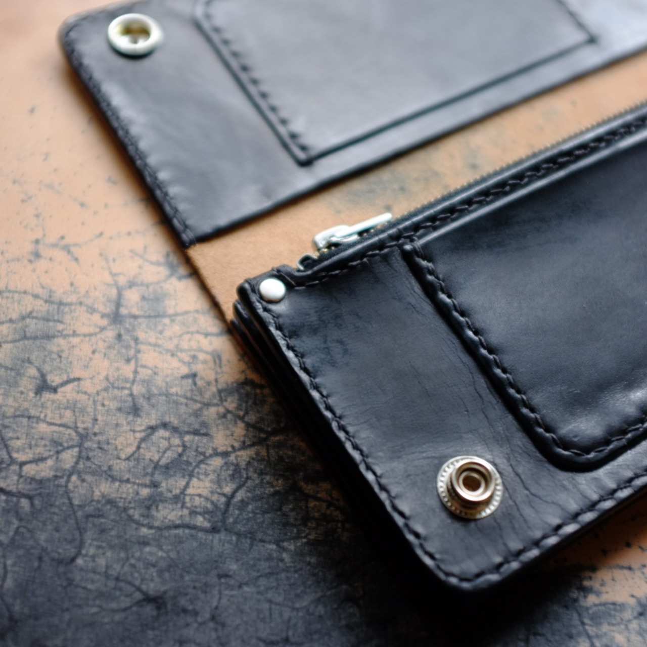 在庫品】トラッカーウォレット 参 GUIDI CULATTA CAVALLO 参層式
