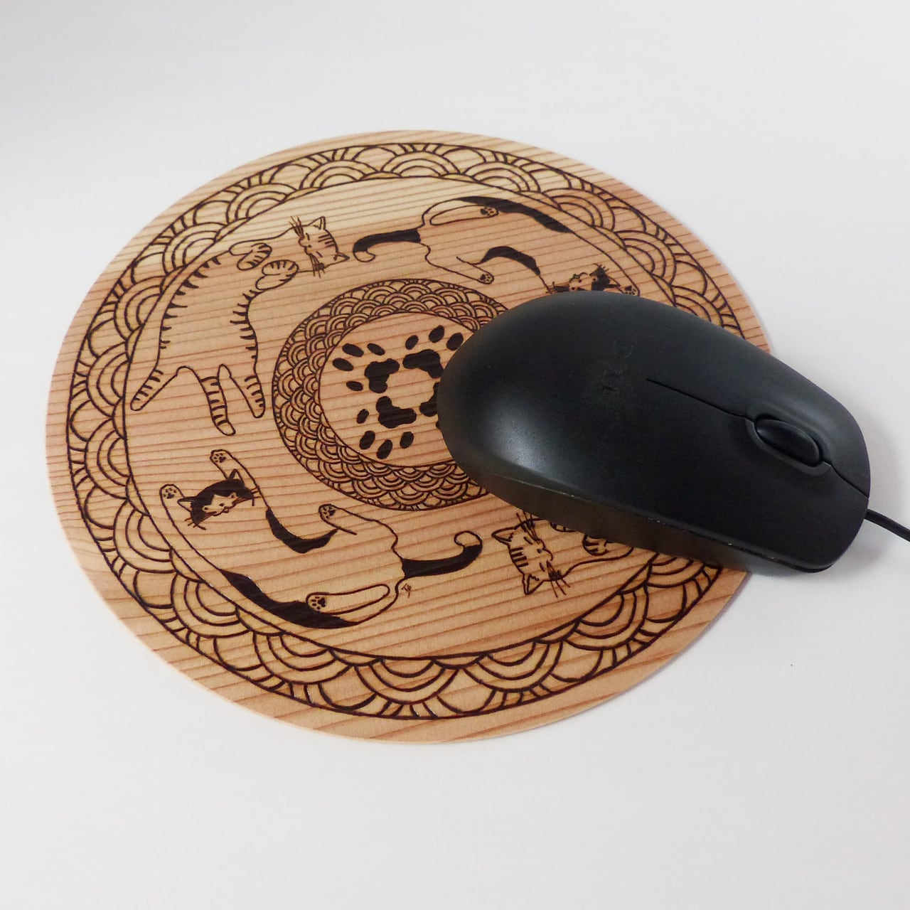 有田焼　マウスパッド　まめ型 50％OFF!!】猫型マウスパッド《001〜016》 マウスパッド COMO