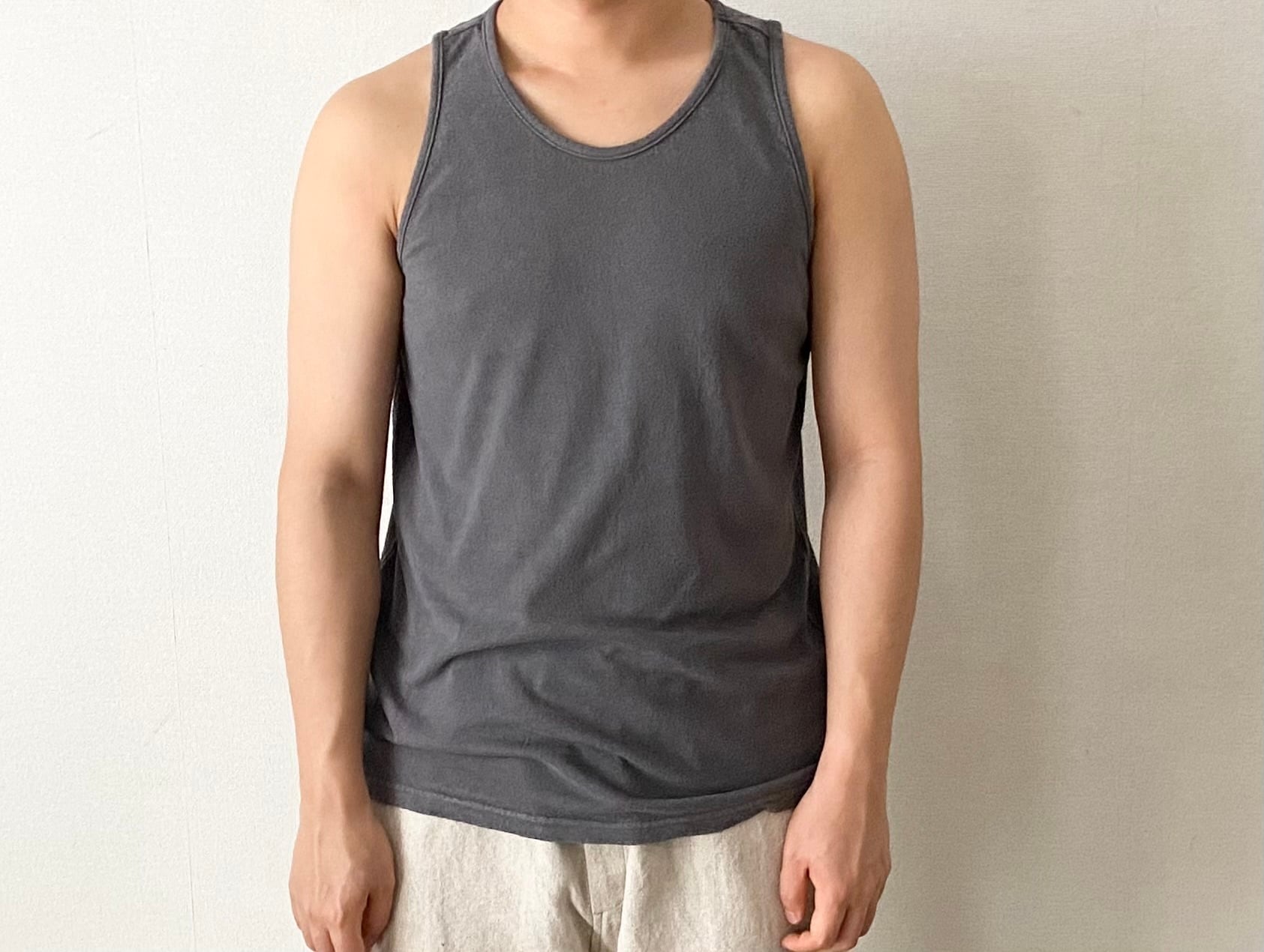 MITTAN 強撚絹紬糸タンクトップ 薄灰 T-46 ユニセックス | Herios