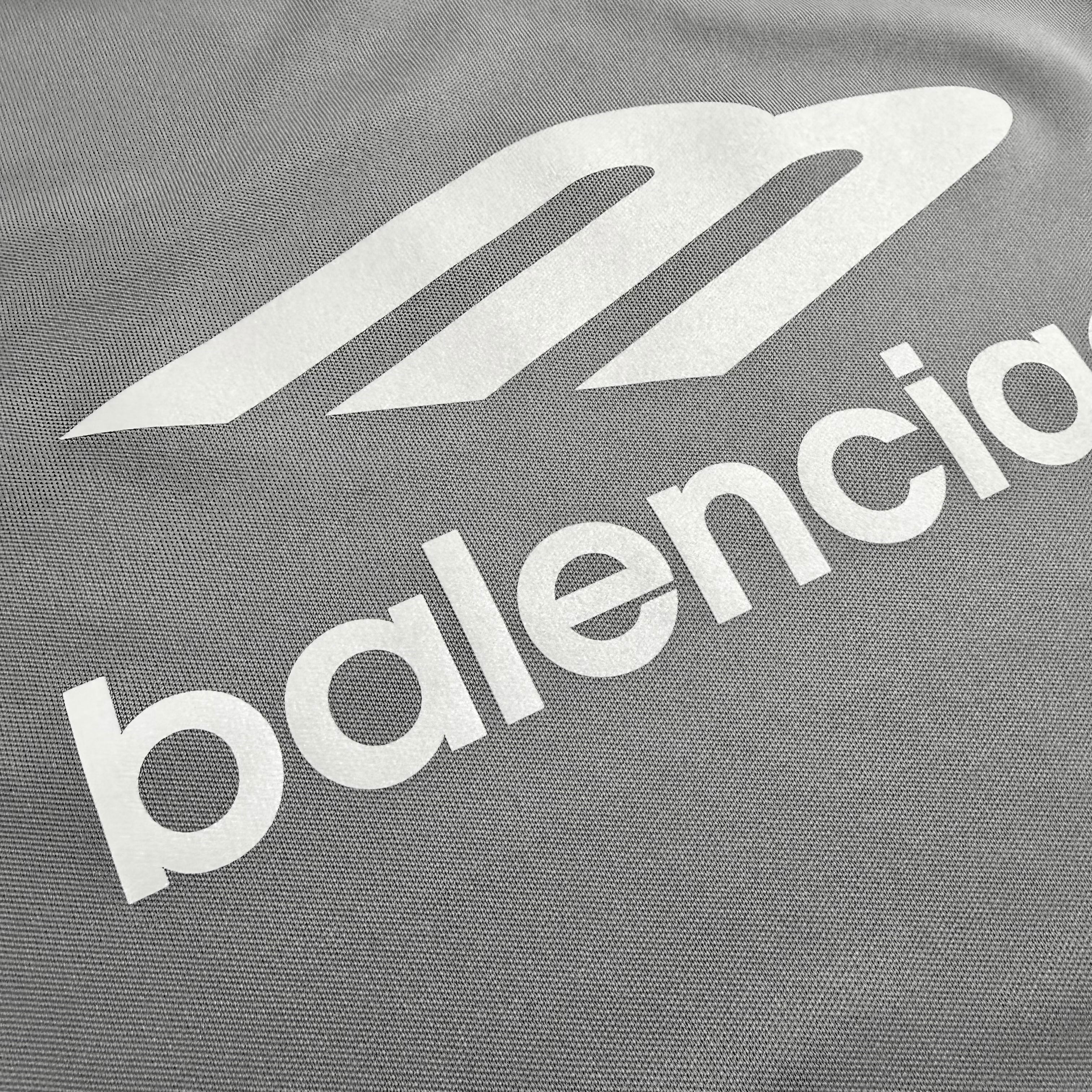 BALENCIAGA 3B Sports Icon Ski Long Sleeve T-Shirt Gray XS | BRAND
