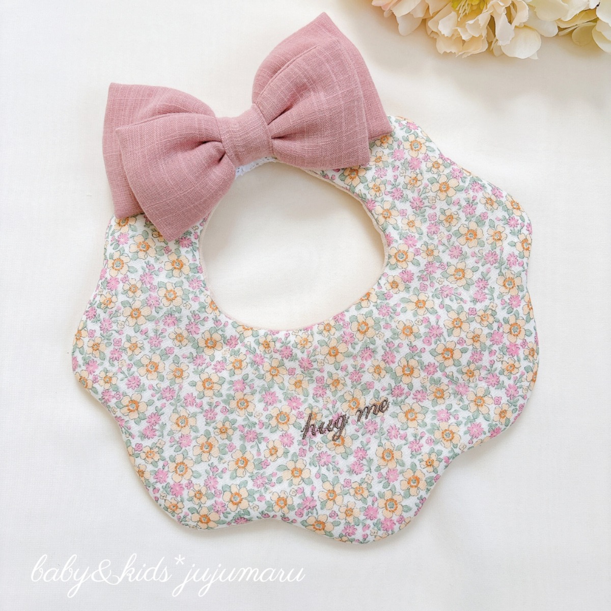 omekashi ribbon bib／小花柄／リボンスタイ／リバーシブル／リボン