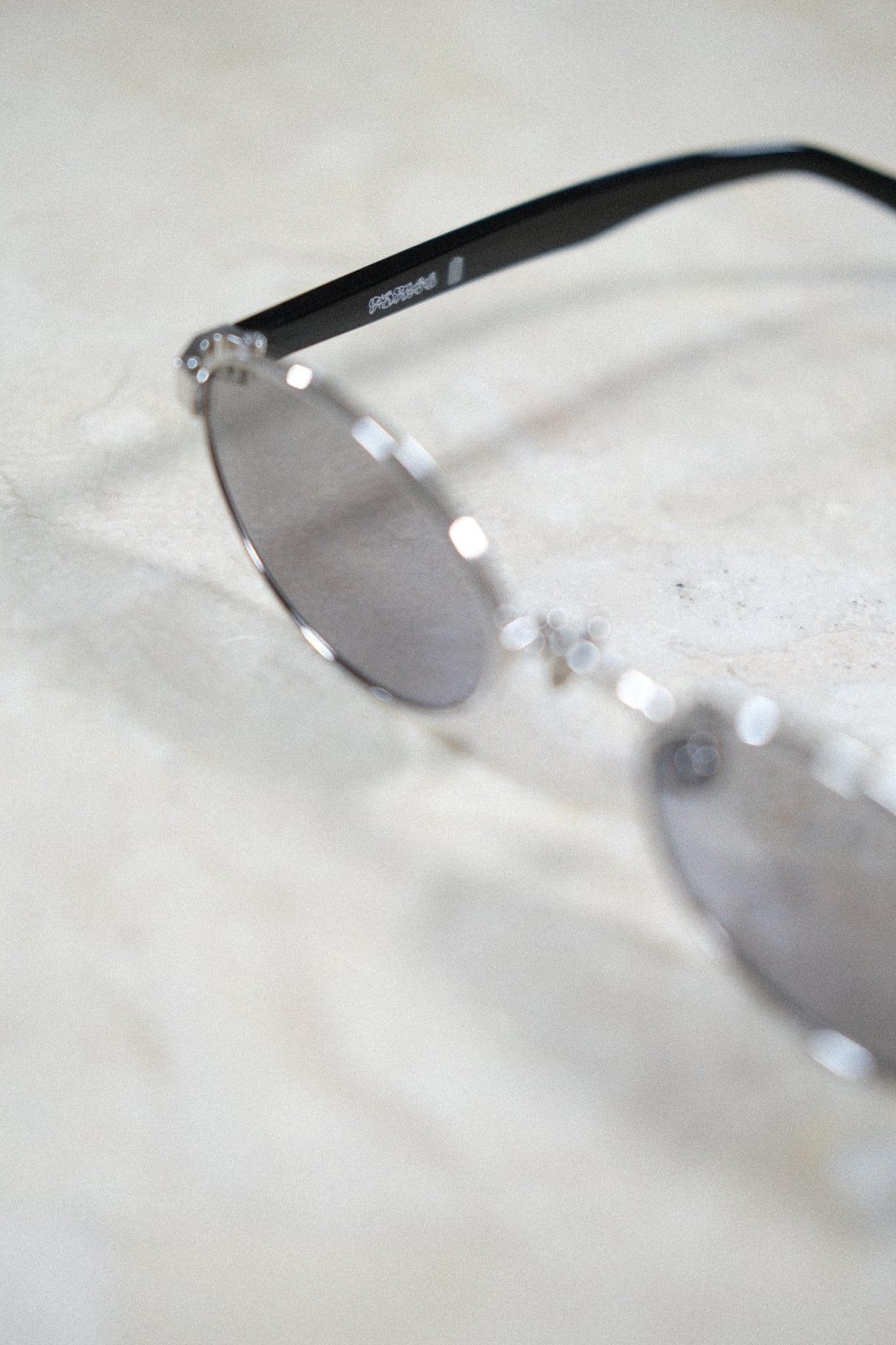 FETICO × BLANC..】METAL OVAL SUNGLASSES - BLACK - | loop