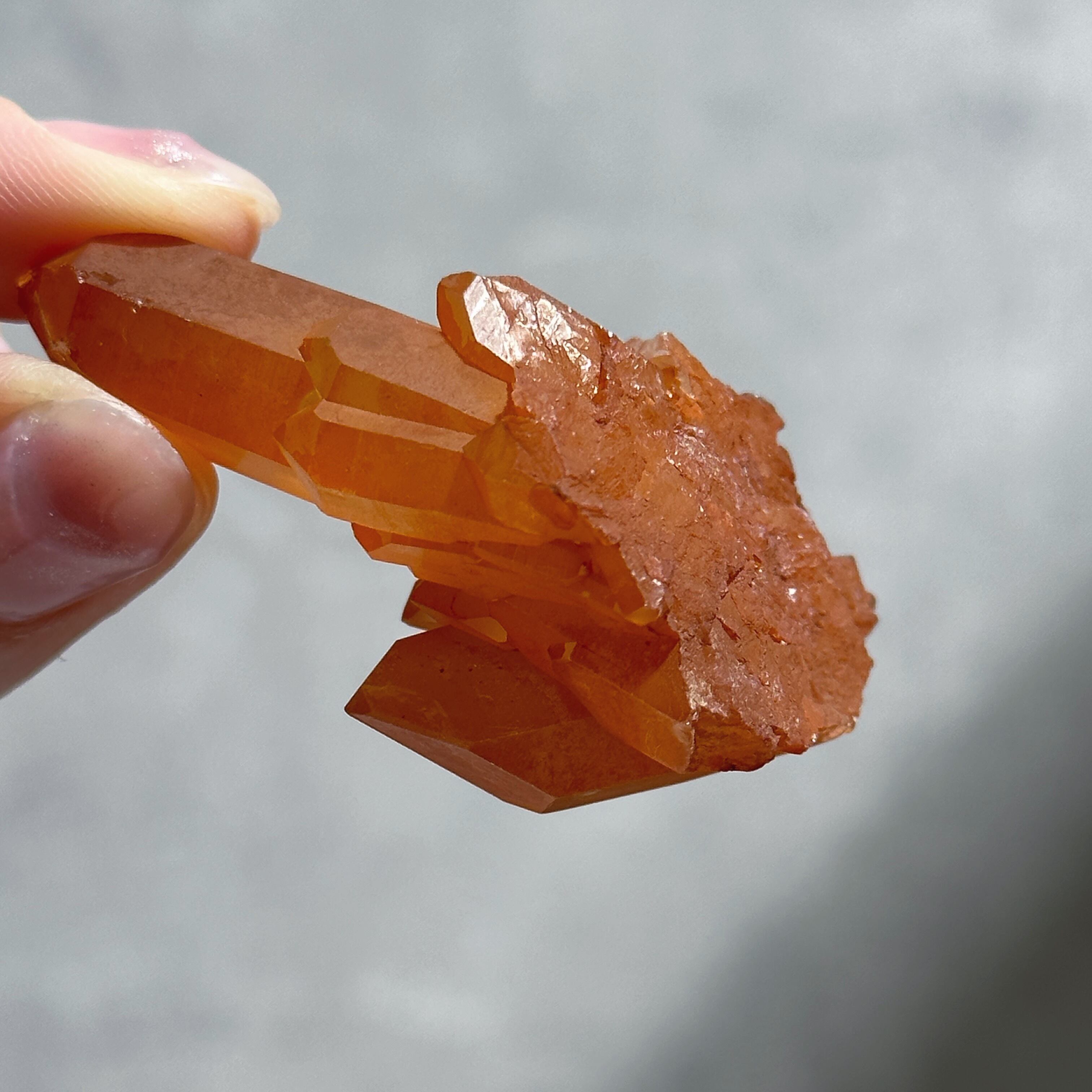 ✳️極稀品✨タンジェリンパワーと高透明度✨極上透明度 水晶クラスター 天然石 原石 タンジェリンクォーツ クラスター21◇ Tangerine Quartz