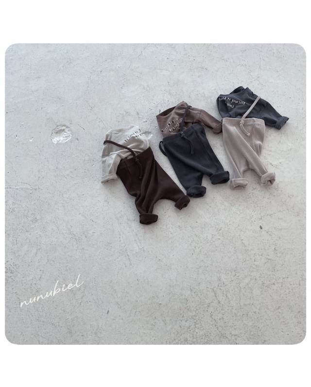 【 即納 】2025 秋新作 nunubiel ヌヌビエル ベビー サスペンダーリブレギンス