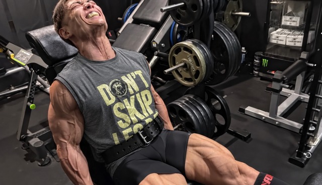 Dont_skip_leg_day_sleeveless_GRAY/YELLOW